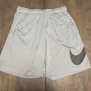 Nike Men's Light Gray Athletic Shorts